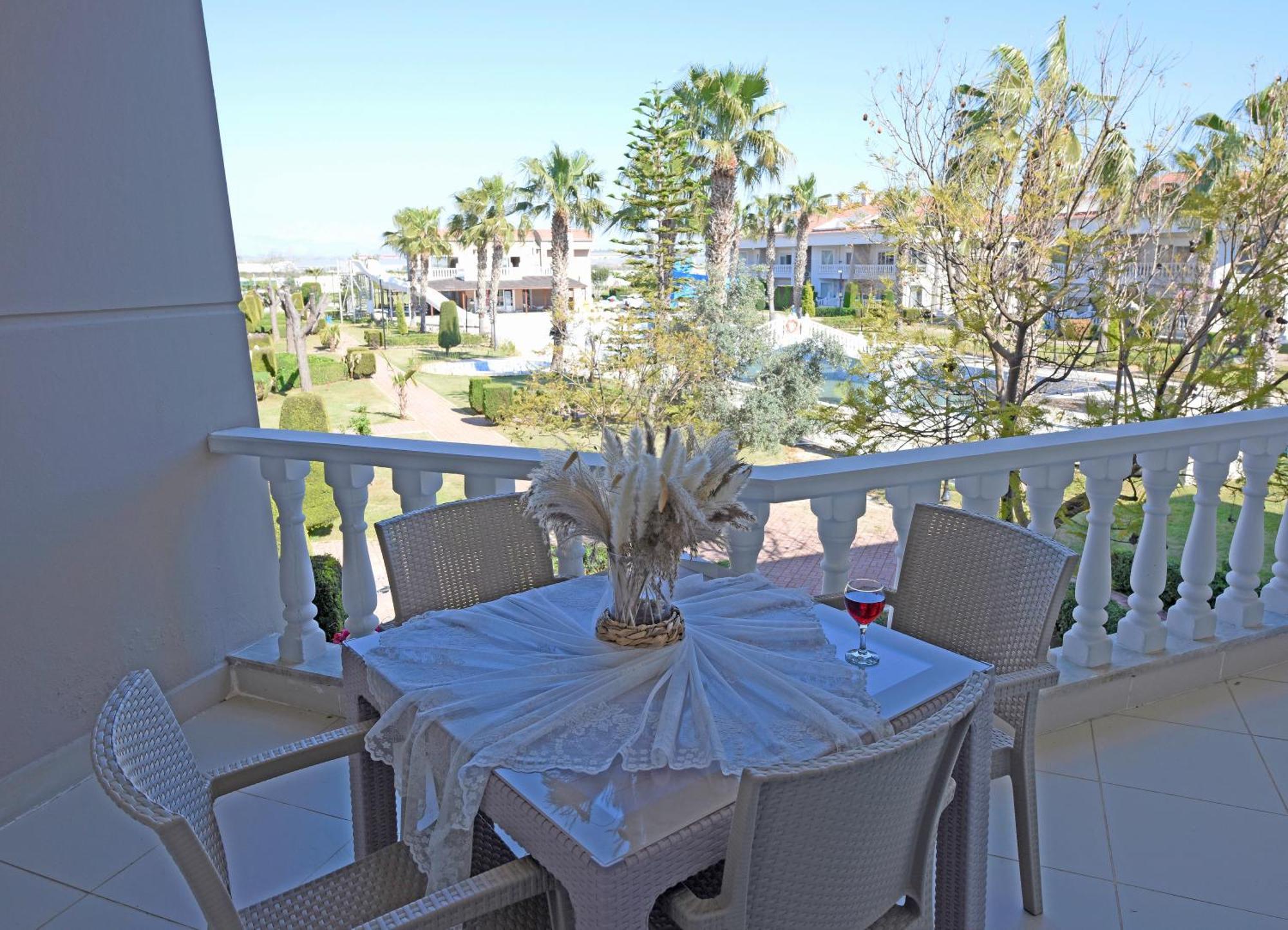 Bluehomes Villas Belek Esterno foto
